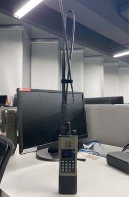 Small Compact And Usable Design V/UHF Dual-band Radio