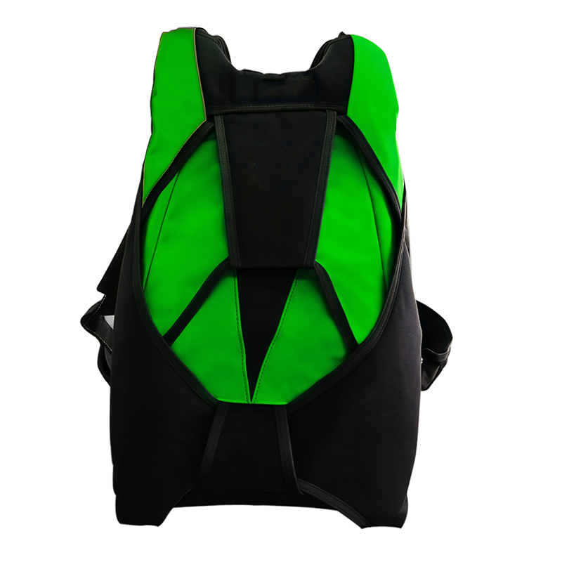 Progression-focused sport parachute for pilots
